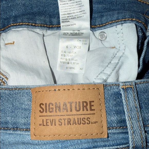 Women’s Levi Signature Heritage Boyfriend jeans size 6 - Picture 5 of 7